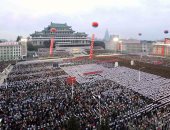 بالصور.. الآف المواطنين فى كوريا الشمالية يحتفلون بنجاح تجربة القنبلة الهيدروجينية