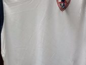 بالصور.. الزمالك يتسلم الدفعة الأولى من ملابس الموسم الجديد