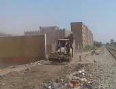 محافظ سوهاج يشدد على استمرار حملات النظافة وتجميل الشوارع بطما وأخميم