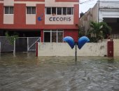 بالصور.. هافانا تستعد للفيضانات بعد أن اجتاح الإعصار “إرما” كوبا
