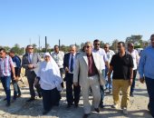 محافظ الإسماعيلية يتفقد مشروع نفق المشاة أمام جامعة قناة السويس 