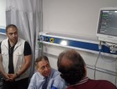 بالفيديو والصور.. وزير الصحة تعليقا على خطأ قياس ضغطه بمستشفى أبو المنجا: أنا كده ميت