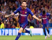 شاهد.. أجمل 10 "سوبر هاتريك" بالملاعب خلال 2017.. ميسي ولوكاكو الأبرز