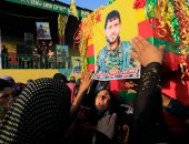 بالصور.. قوات سوريا الديمقراطية تشيع جثامين ضحايا معارك الرقة مع داعش 