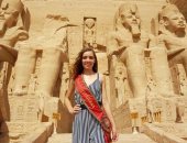 ملكة جمال البرتغال تروج للسياحة المصرية بزيارة آثار أسوان وأبوسمبل
