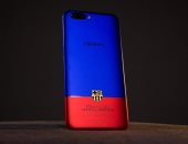 Oppo تطلق نسخة خاصة من هاتف R11 لمشجعى نادى برشلونة