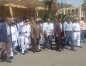 مدير أمن القاهرة يطالب قوات تأمين ساحة مسجد الحسين بتوسيع دائرة الاشتباه