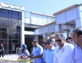 بالصور.. وزير النقل يتابع أعمال تطوير ميناء طابا البرى