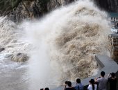 بالصور.. الإعصار "دوكسورى" يجتاح فيتنام