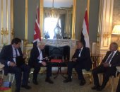 "شكرى" لوزير خارجية بريطانيا: الرباعى العربى متمسك بموقفه تجاه قطر