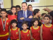 طارق علام يلتقى بأكبر معمرة إندونيسية ويطير إلى الهند على شاشة المحور