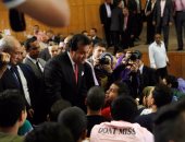 بالصور.. وزير التعليم العالى لطلاب حقوق عين شمس: "أنتم محظوظين لدراسة القانون"