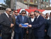 وزير القوى العاملة ومحافظ الشرقية يضعان حجر الأساس للمبنى الجديد بالزقازيق