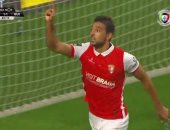 شاهد.. رأسية كوكا تمنح براجا التقدم على فيتوريا بثنائية فى الشوط الأول