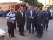محافظ الإسكندرية ونائب وزير الإسكان يتفقدان أعمال تطوير عزبتى سكينة وحجازى