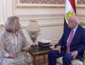 رئيس الوزراء: مصر حريصة على دعم مشيرة خطاب فى ترشحها لليونسكو