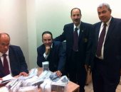 جمارك مطار القاهرة تحبط محاولة تهريب كمية من الهواتف المحمولة