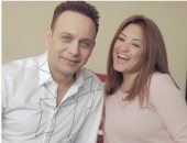 مصطفى قمر مع مروة عبد المنعم: استنونا فى مفاجأة قريبا