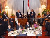 بالصور.. نشاط مكثف ومثمر اقتصاديا وسياسيا للرئيس فى نيويورك.. السيسى يلتقى أبو مازن ونتانياهو لدفع عملية السلام..ويؤكد: نهدف لتحقيق استقرار المنطقة..ويعرض على مجلس الأعمال للتفاهم الدولى خطوات الإصلاح الاقتصادى