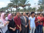 بالصور..تجارة الإسكندرية توقف الدراسة ساعتين للإنشطة الطلابية وزيادة التفاعل