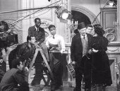 أنور وجدى خلف الكاميرات فى فيلم غزل البنات لنجيب الريحانى