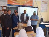 بالصور ..محافظ المنيا يتفقد عدد من مدارس القرى لمتابعة إنتظام العملية التعليمية