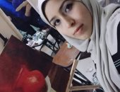 بالصور.. "آية عبدالله" تبدع فى رسم لوحات الباستيل وألوان الخشب