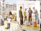 بالصور.. اليوم السابع وسط عمال العاصمة الإدارية بالحى السكنى.. محمد عامل المحارة: فخور إنى شغال فى مشروع حلم مصر.. وعلى نقاش: الحكومة تستخدم أفضل المنتجات فى تشطيب الوحدات و"بحكى لأولادى عن الانجاز اللى بيتحقق"