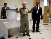 بالصور.. بارزانى يدلى بصوته فى استفتاء انفصال إقليم كردستان العراق