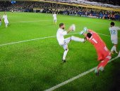 بالفيديو.. راموس يبعد الكرة بيده والحكم يتغاضى عن ركلة جزاء لدورتموند