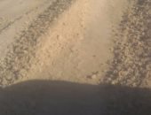 شكوى من التراخى فى إنهاء رصف الطريق الواصل بين قرية بنى أحمد ومركز أبو قرقاص