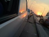 قارئ يشكو من بروز جزء حديدى بكوبرى 15 مايو يعرض السيارات للخطر