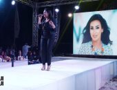 بالفيديو والصور.. شاهيناز تحيى حفل مهرجان السياحة والتسوق على شاطئ بورسعيد