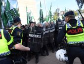 اعتقال العشرات أثناء مسيرة للنازيين الجدد فى السويد