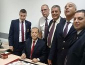 جمارك المطار تضبط راكبا حاول تهريب 125 ألف جنيه مع آخر قادم من تركيا