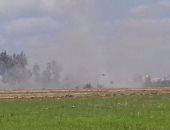 بالصور.. حرق قش الأرز فى قرية كفر الطايفة بكفر الشيخ والأهالى يستغيثون
