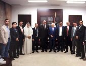 شاهد.. أبو مازن يستقبل الوفود المشاركة ببطولة فلسطين للتايكوندو