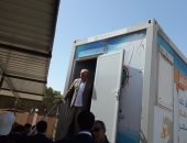 بالصور.. وزير التنمية المحلية يتفقد وحدة الكشف عن فيروس سى المتنقلة