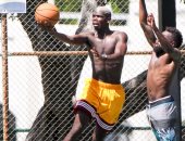 مانشستر يونايتد يحذر بوجبا من لعب كرة السلة فى أمريكا