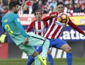 أتلتيكو مدريد يحرم برشلونة من دعم جماهيره فى قمة الليجا