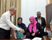 محافظ القليوبية يجتمع بالمواطنين بالديوان العام لحل مشاكلهم