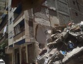 مواطن يستغيث بمحافظ الإسكندرية لتوفير سكن بديل بعد سقوط منزله