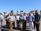  محافظ جنوب سيناء يتفقد تطوير وتجميل شارع السلام