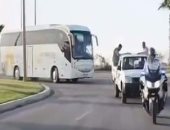 بالفيديو.. منتخب الكونغو يتوجه إلى استاد برج العرب لمواجهة الفراعنة