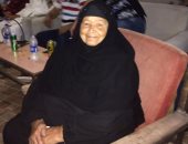 والدة الحضرى: ربنا فرجه قريب وهنكسب الشوط الثانى "اثنين صفر"