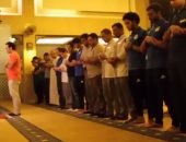 شاهد.. منتخب مصر يؤدى "صلاة الفجر" قبل مواجهة الكونغو