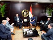 وزيرة الاستثمار: منطقة حرة فى نويبع.. و947 مليون دولار لمشروعات سيناء
