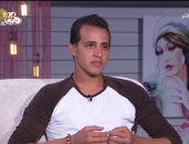 المشجع الباكى بمباراة الكونغو لـ"ست الحسن": حاسس أنى فى غيبوبة ونايم بحلم