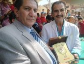 بالفيديو والصور.. تجارة بنى سويف تكرم عصام شلتوت مدير تحرير اليوم السابع