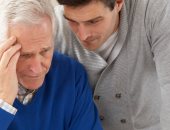 السلمون والكركم والشاى الأخضر للحد من مرض ألزهايمر